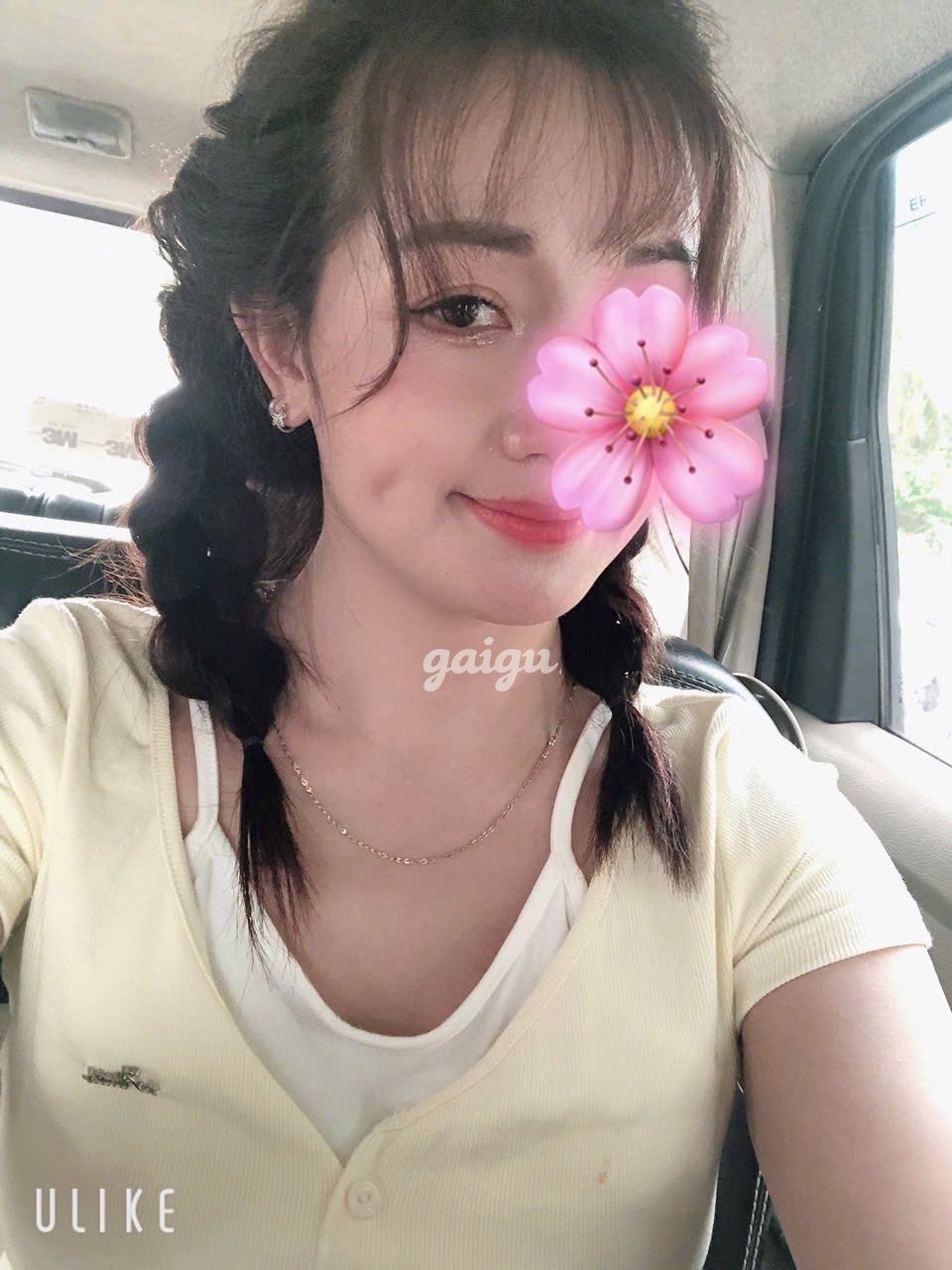 Bảo Ngọc -siêu vòng 3 nhiệt tình vui vẻ chiều khách