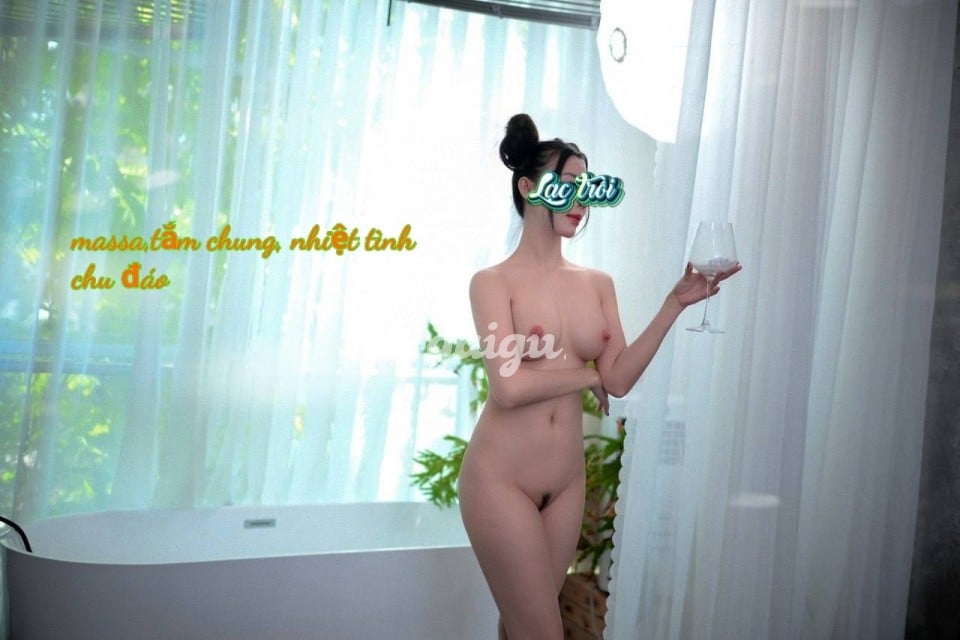Bé RUBY BODY SIÊU ĐẸP , NÉT ĐẸP KIỀU DIỄM LÀM SAY ĐẮM LÒNG NGƯỜI
