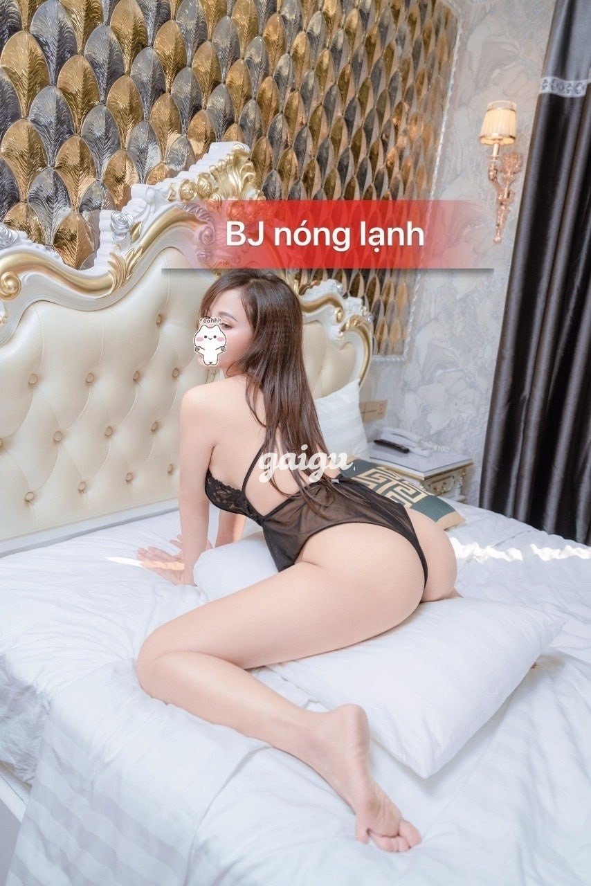 ⭐️ LINH LINH ⭐️ Gái Dâm Cực Dâm – Ngực Đẹp, Mông Ngon – SV Pro Đê Mê !