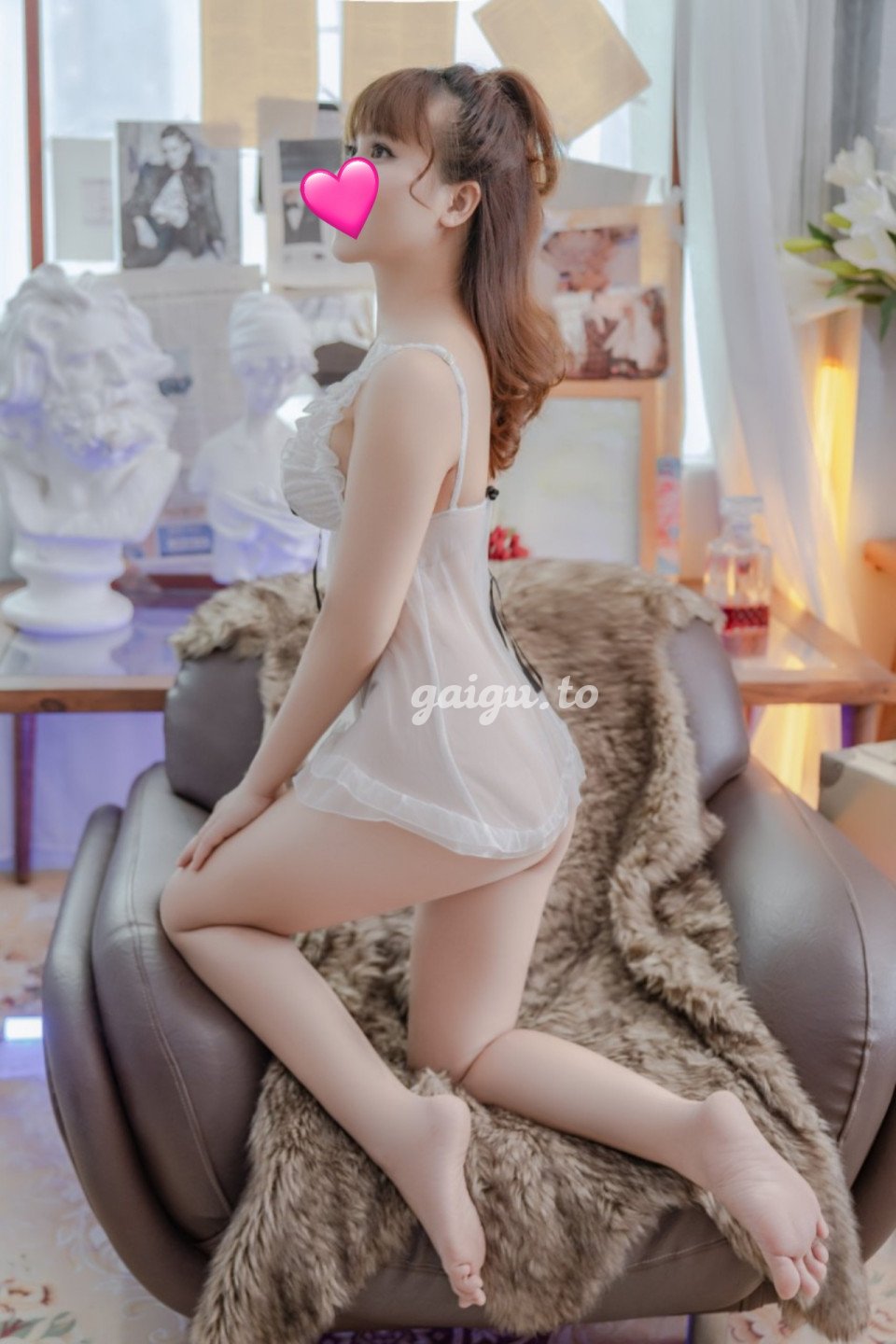 Quỳnh My. Mặt xinh như hoa, siêu phẫm là đây.