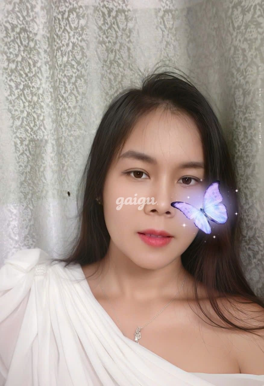 BÍCH NGỌC EM GÁI VĂN PHÒNG RA LÀM THÊM