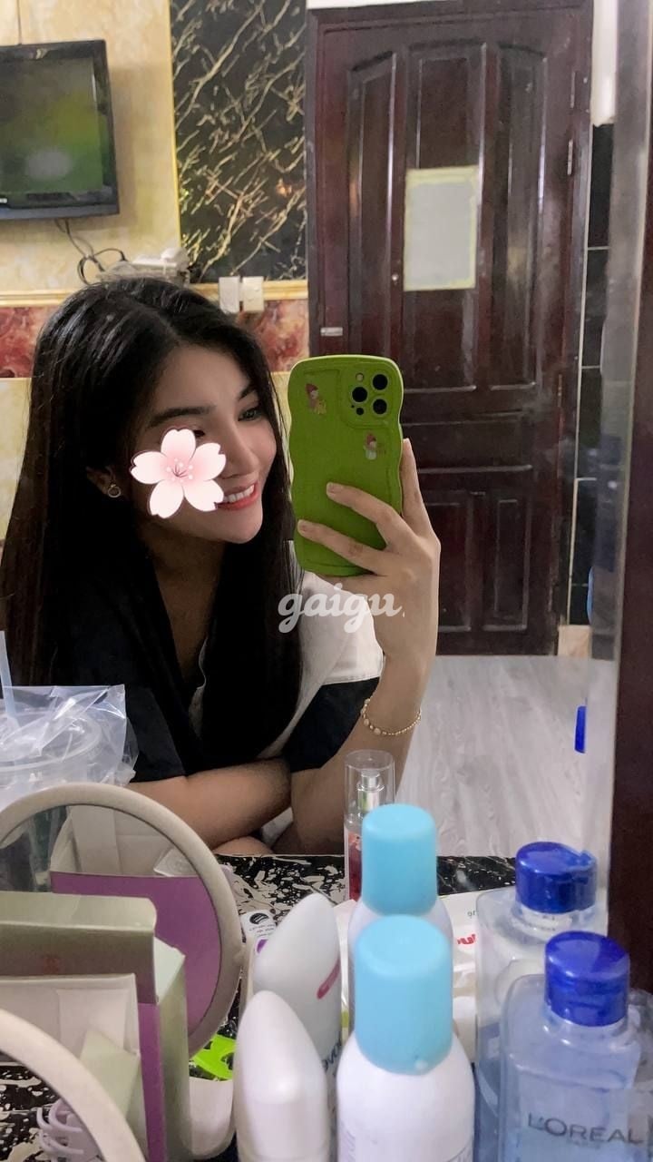 HÀ MY – HOT GIRL 2K1 MIỀN TÂY, MẶT XINH, BODY NÓNG BỎNG